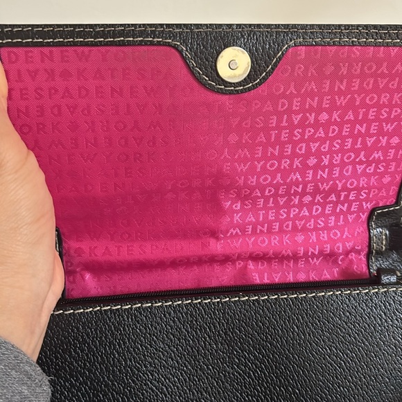 Kate Spade Natalie Wellesley Clutch crossbody bag in black. - Picture 5 of 10